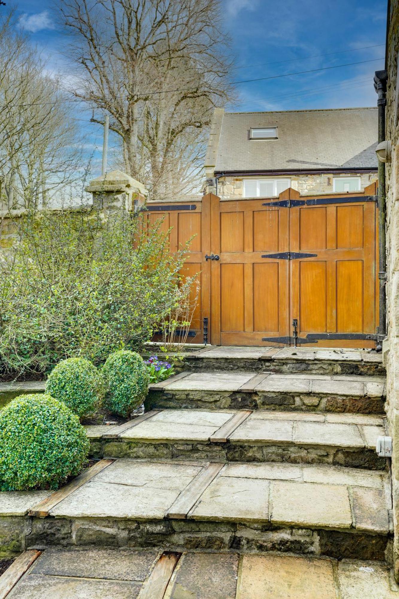Garden Stable At Hallsteads: Luxury Stone Cottage, With Parking Alnmouth Exterior foto